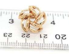 14kt Yellow gold flower stud earrings