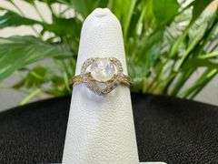 10k Yellow Gold Natural Moonstone Gemstone Ring w/ Heart White CZ Halo Size 4