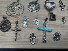 .925 Sterling Silver Curated 20 Pendant Lot Various Sizes & Styles