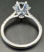 14K White Gold Round Brilliant Cut Diamond Ring of 2.80