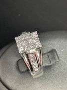 CERTIFIED LADIES 14K WHITE GOLD AND DIAMOND RING