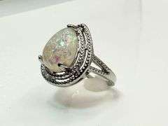 Amazing 4.5 Ct Simulated Color Play Welo Opal Ring