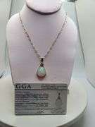 Extremely fine quality one Opal pendent in silver, GGA certfied, Size: 18