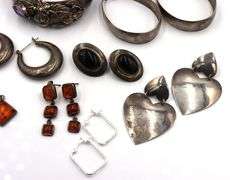 Heavy group lot of vintage 925 sterling silver miscellaneous jewelry