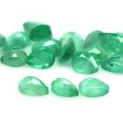Bright emerald green 7ct 25pc Emerald set