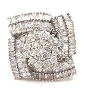 10kt White gold 2.65ctw round and baguette diamond cluster ring