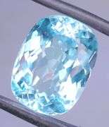 Superbly cut heavy flashing 14.02ct VS grade Swiss blue Topaz