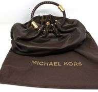 Micheal Kors brown leather purse