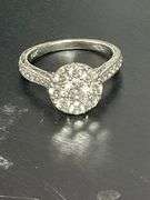 CERTIFIED AMAZING 14K WHITE GOLD AND DIAMOND RING
