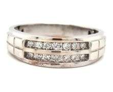 14kt White gold 0.25ctw 2 row diamond band