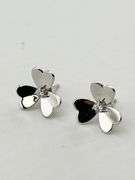 925 Sterling Silver Set Of Pendant And Earrings Floral With heart Shape Petals