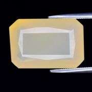 Collectors 8.05ct ivory to orange Opal! Untreated!