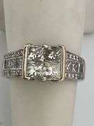CERTIFIED LADIES 18K WHITE GOLD DIAMOND RING