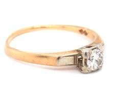 14kt Yellow gold 0.30ctw round brilliant cut diamond ring