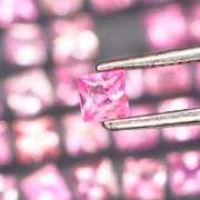 Radiant princess cut! 2.92ct pure pink Sapphire set!