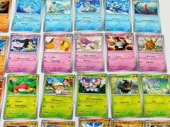30 Pokémon 2023 Trade Cards