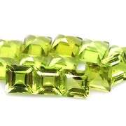 High fire brightly colored 9.55ct Peridot set!