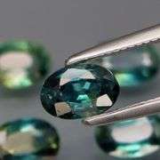 Heated only! 2.58ct blue green Sapphire set from Australia!