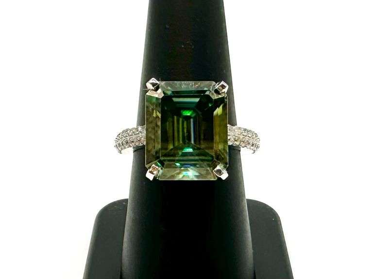 Beautiful Huge 11.75 Ct Deep Emerald Green Blue Fire Moissanite Ring