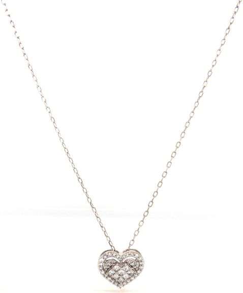 10kt White gold diamond cluster heart shaped pendant on chain