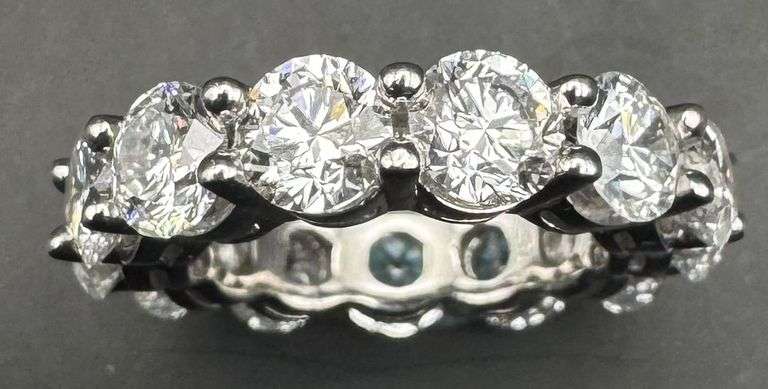 14K White Gold Round Brilliant Cut Lab Diamond Wedding Band of 8.10ct