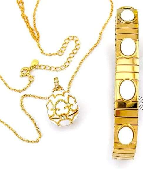 Designer White Egg Pendant & Bracelet Set – 18K Gold Vermeil Over Sterling Silver