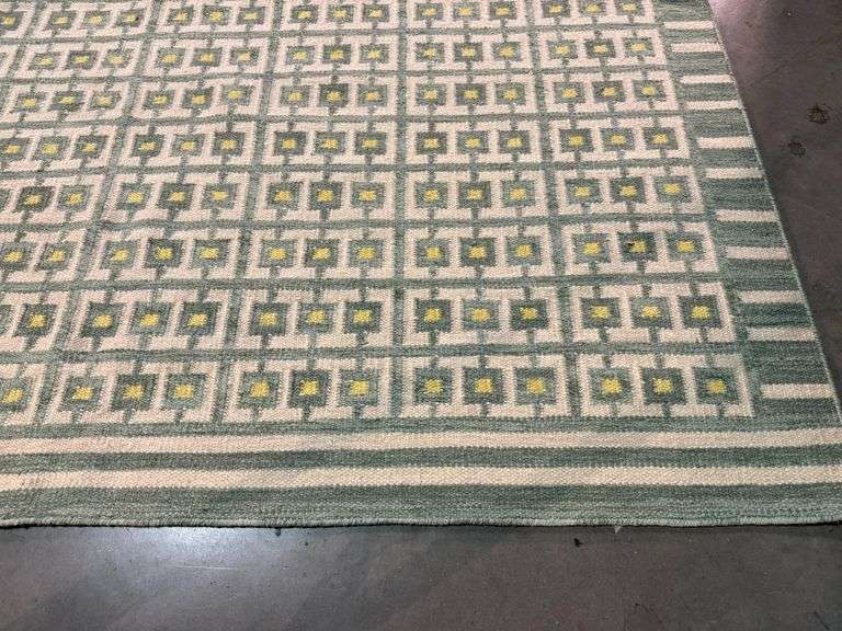 Stylish and Decorative Modern  Kilim 9x12