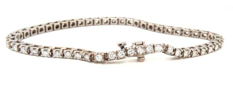 14kt White gold 2ctw diamond tennis bracelet