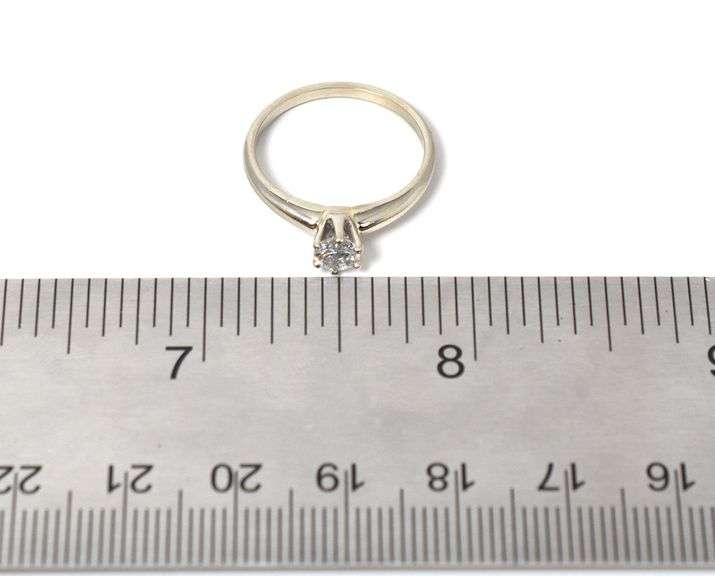 Beautiful 14K White Gold Approx. 0.41CTW Solitaire Diamond Ring