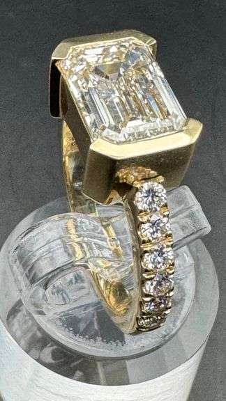 14K Yellow Gold Emerald Cut Lab Diamond Ring of 3.66 Ct