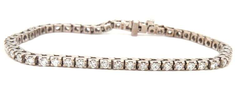 14kt White gold 2ctw diamond tennis bracelet