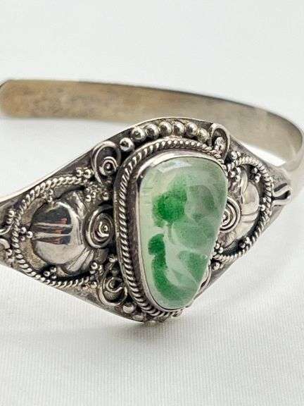 925 Sterling Silver Ornate Vintage  Filigree design Green Smithsonite Cuff Bracelet