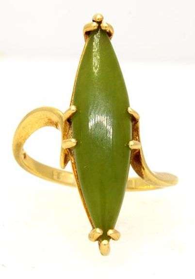 10K Yellow Gold Fantastic Jadeite Ring – Size 6.5 – 25mm x 6.5mm Stone – 3.7 Grams