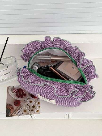 Ruffle Top Quilted Makeup Bag