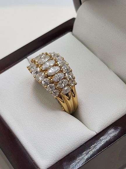 Diamond Cluster 18k Gold Ring