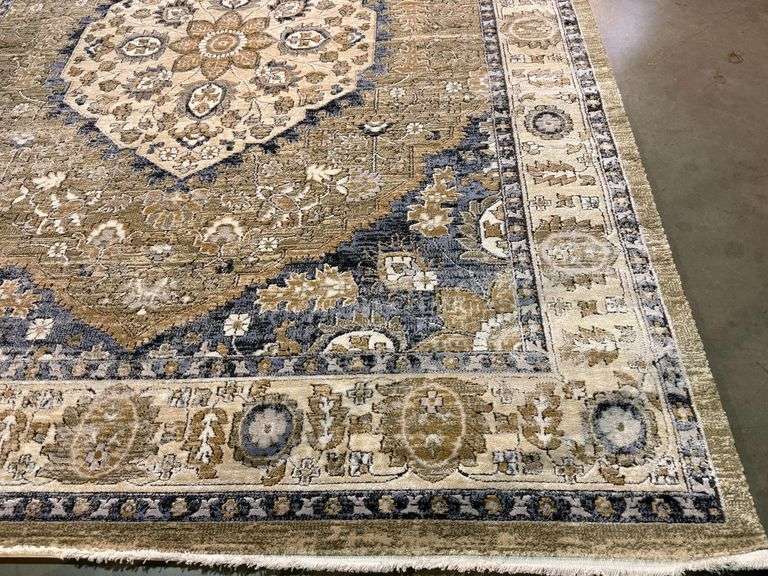 Timeless Detailed Classic Medallion  Rug 8x10