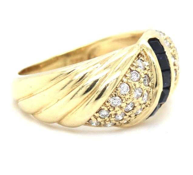 Stunning 14K YG Sapphire and Dimond Ring