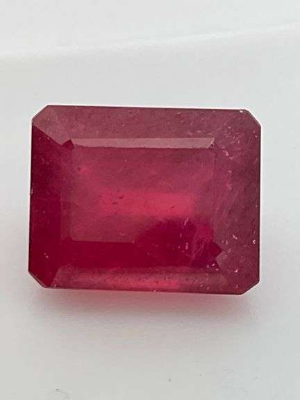 CERTIFIED 5.59 CARATS RED RUBY