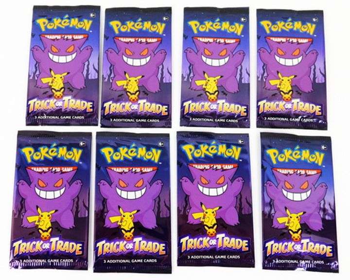8 Pokémon 2022 Trick or Trade Sealed Packs