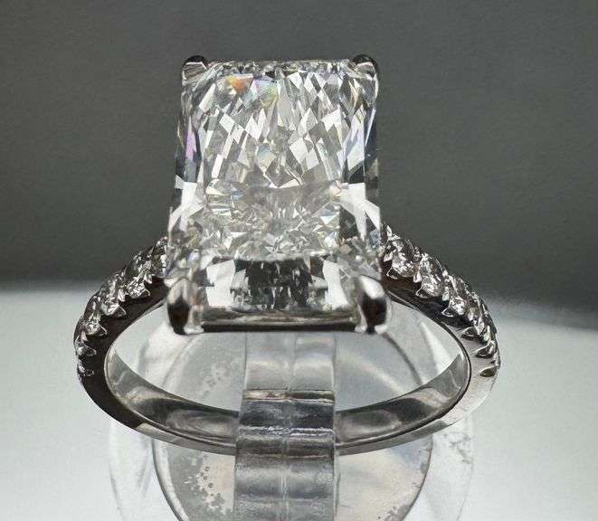 14K White Gold Radiant Cut Lab Diamond Ring of 4.57 Ct