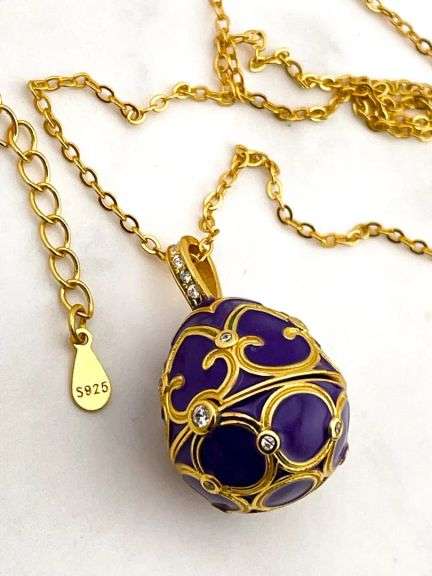 Exquisite Egg-Shaped Necklace and Bracelet Set – Amethyst Accents, 18K Gold Vermeil