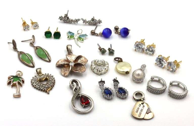 Group lot of Vintage 925 sterling silver charms and earrings