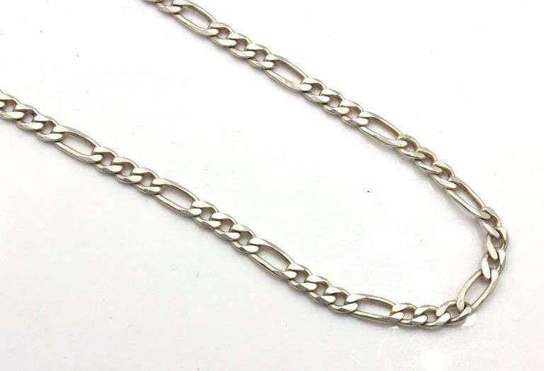 Italian Vintage 925 sterling silver Figaro chain necklace