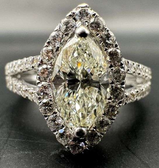 14K White Gold Marquise Diamond Ring of 2.31ct