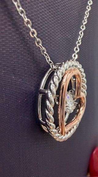 Sterling Silver center dancing Moissanite pendant