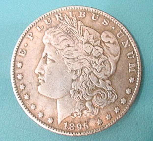 NOVELTY TWO HEAD COIN