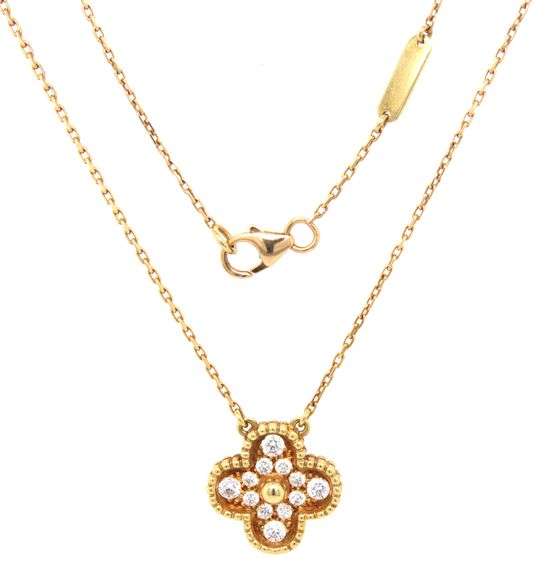 18KT Yellow Gold Full Diamond pave Clover Pendant