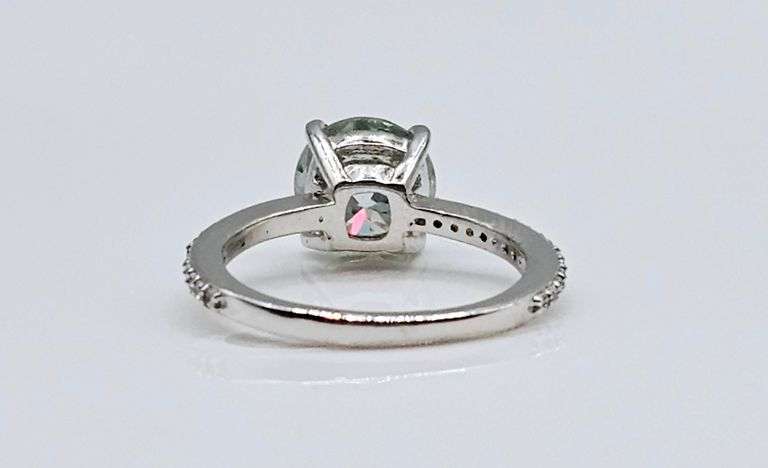Gorgeous 1.85 Ct Color Change Lab Created Alexandrite Ring