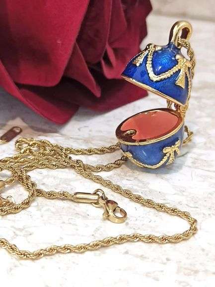 Imperial Sapphire Blue Egg Pendant Necklace & Bracelet Set in 24K Gold Vermeil