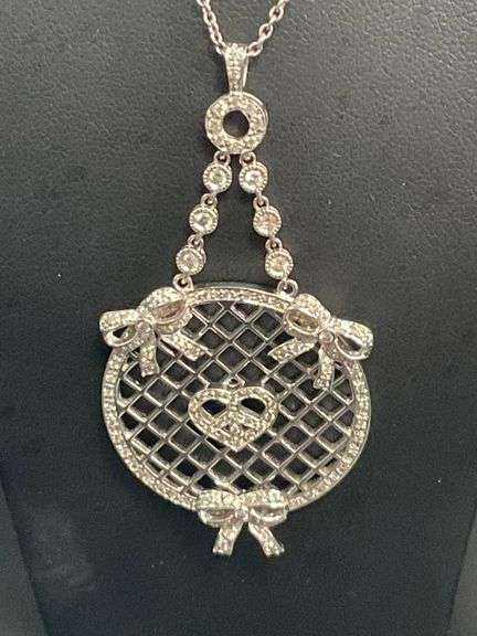 CERTIFIED 18K WHITE GOLD DIAMOND NECKLACE